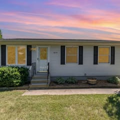Cozy 3BR Home Near Park & Shops