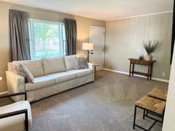 Cute and Cozy Near Parks