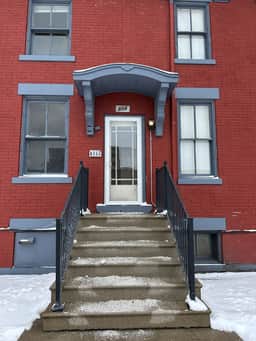 Downtown Historical 1 Bed Apt