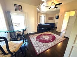 Studio Apt # 9 in a Historical Downtown Home