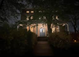 Archibald's Entire Apt @ Historic McCormick House