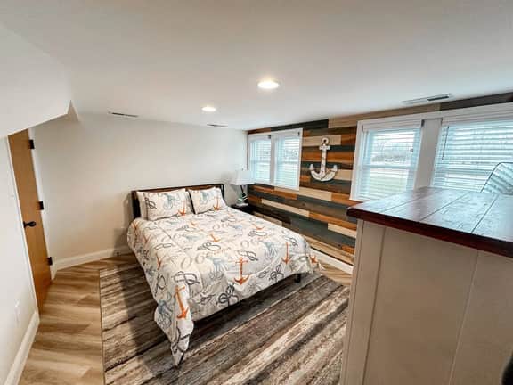 Modern Riverbend Suites 1BR