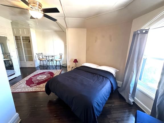 Studio Apt # 9 in a Historical Downtown Home
